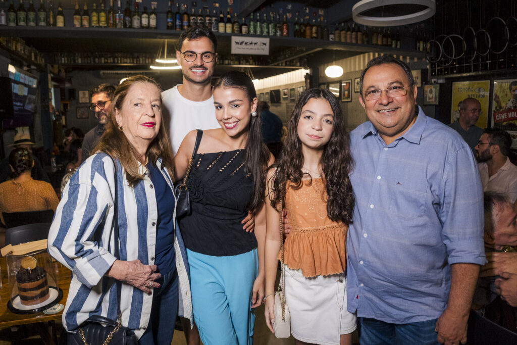 Leila Freitas, Lucas Andrade, Veronica Albuquerque, Victoria Freitas E Moacir Maia