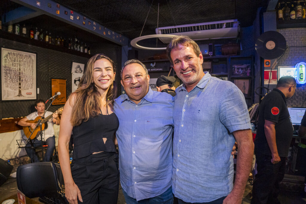 Livia Oliveira, Moacir Maia E Roger Pouche