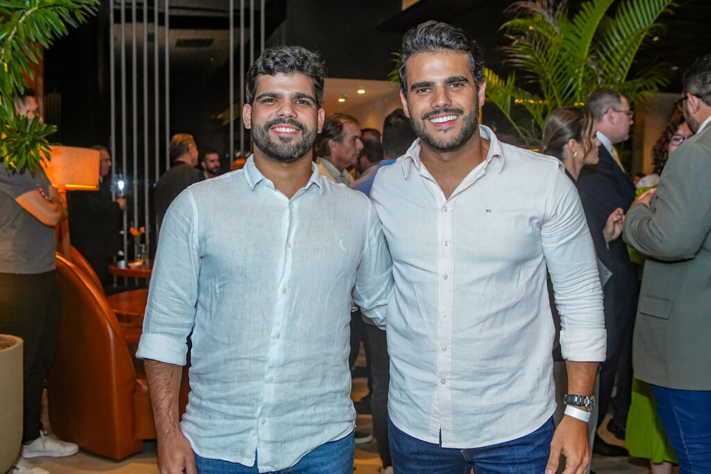 Lucas E Fernando Costa