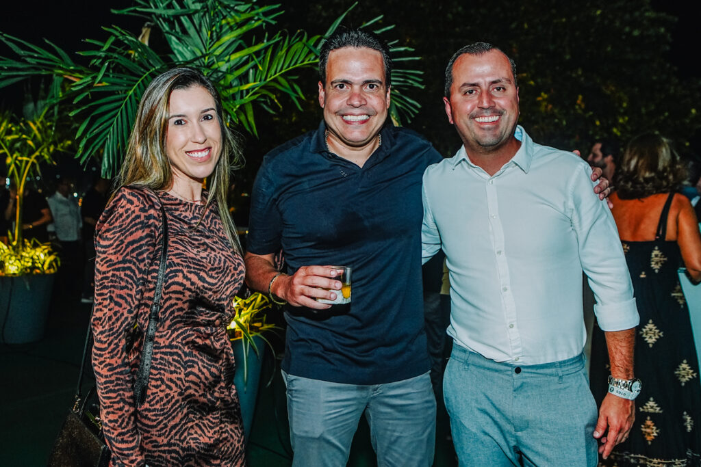 Marcela Costa, Fabiano Barreira E Bruno Costa