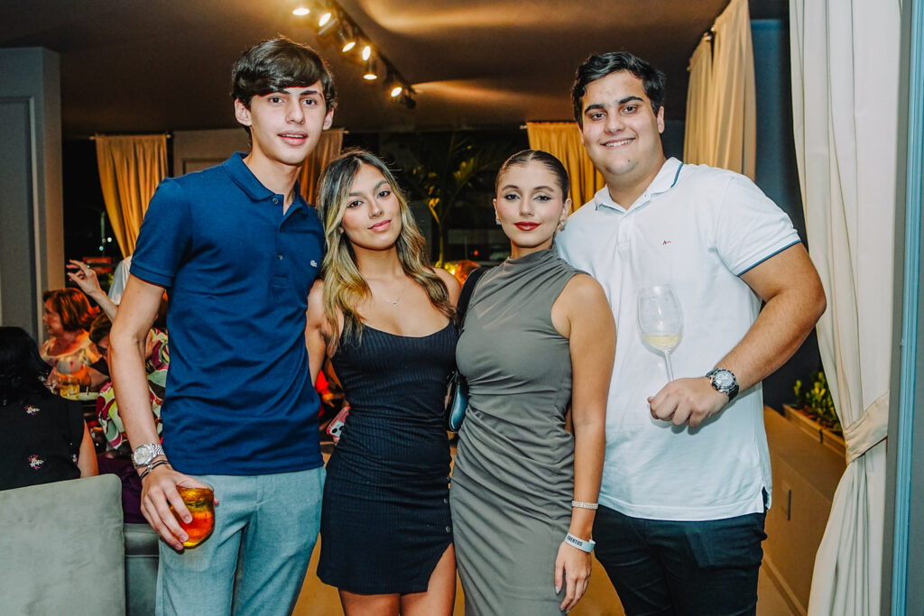 Marcelo Barreira, Amanda Vargas, Raica Louise E Joao Victor