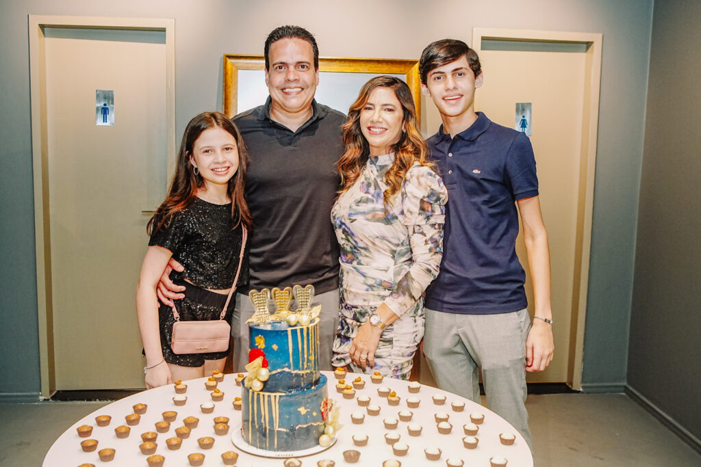 Marina, Fabiano, Melissa E Marcelo Barreira (3)