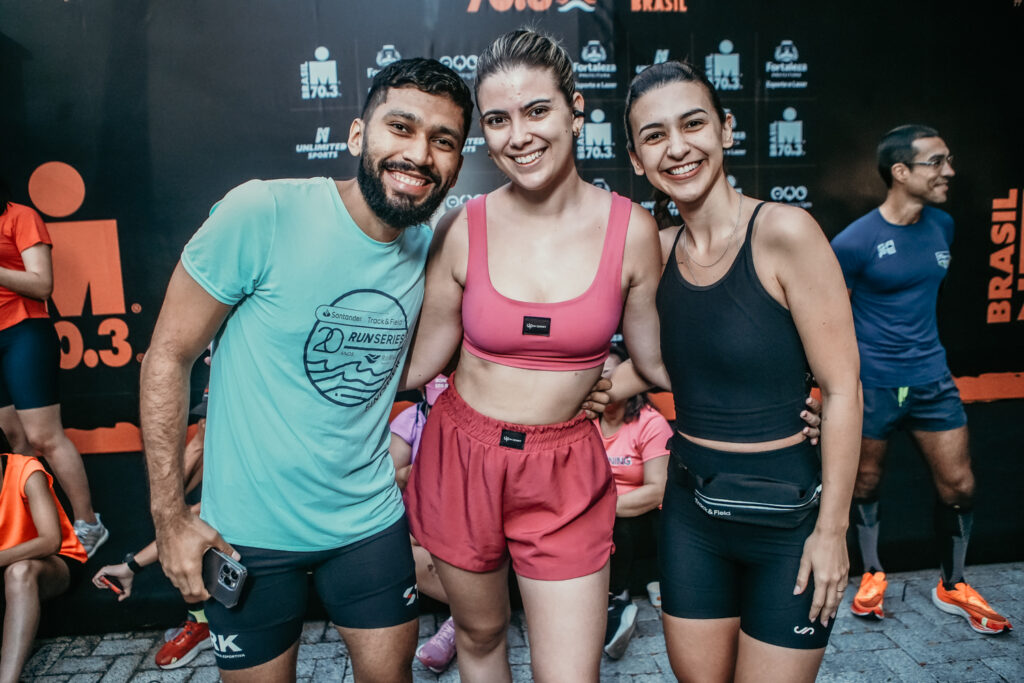 Murilo Lucas, Paula Santiago E Natana Santiago