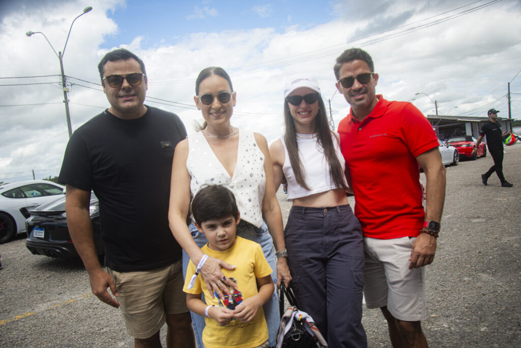 Nilson Aguiar, Nilson Neto, Flavia Bento, Raiane Pretes E Silvio Montezuma