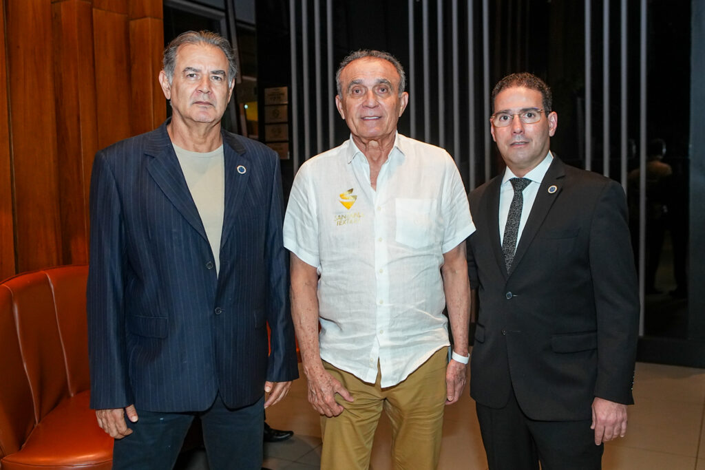 Oslavo Brilhante, Raimundo Delfino E Roberto Araujo