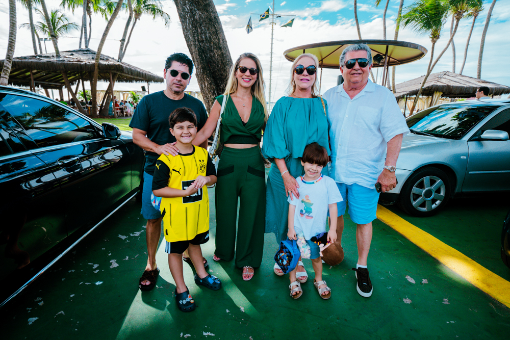 Momentos de convívio no gramado, diversão e alta gastronomia no Iate Clube de Fortaleza