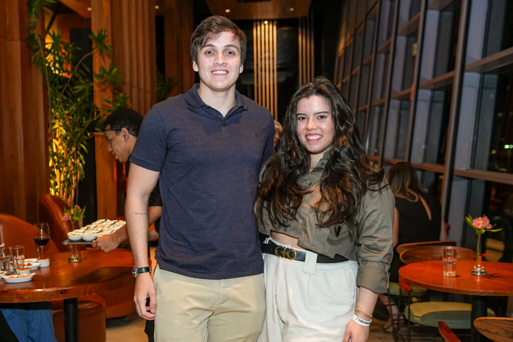 Rafael Pinheiro E Rebeca Rufino