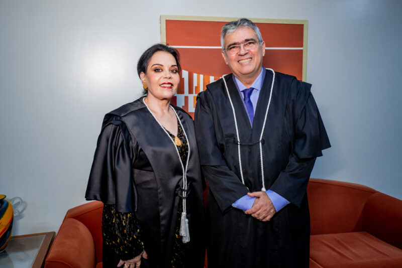 JUDICIÁRIO CEARENSE - Paulo de Tarso e Maria Regina são empossados como novos desembargadores do TJCE