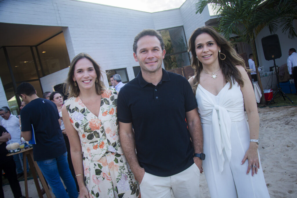 Renata Santos, Fabio Albuquerque E Camila Benevides (2)