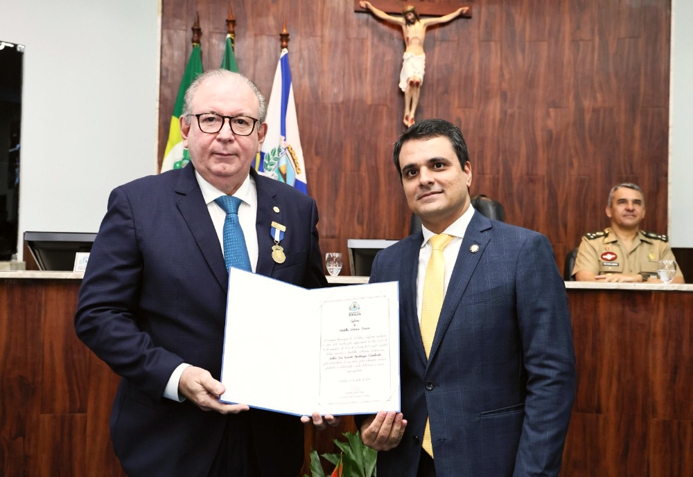 Ricardo Cavalcante homenageado com a Medalha Boticário Ferreira da CMFor