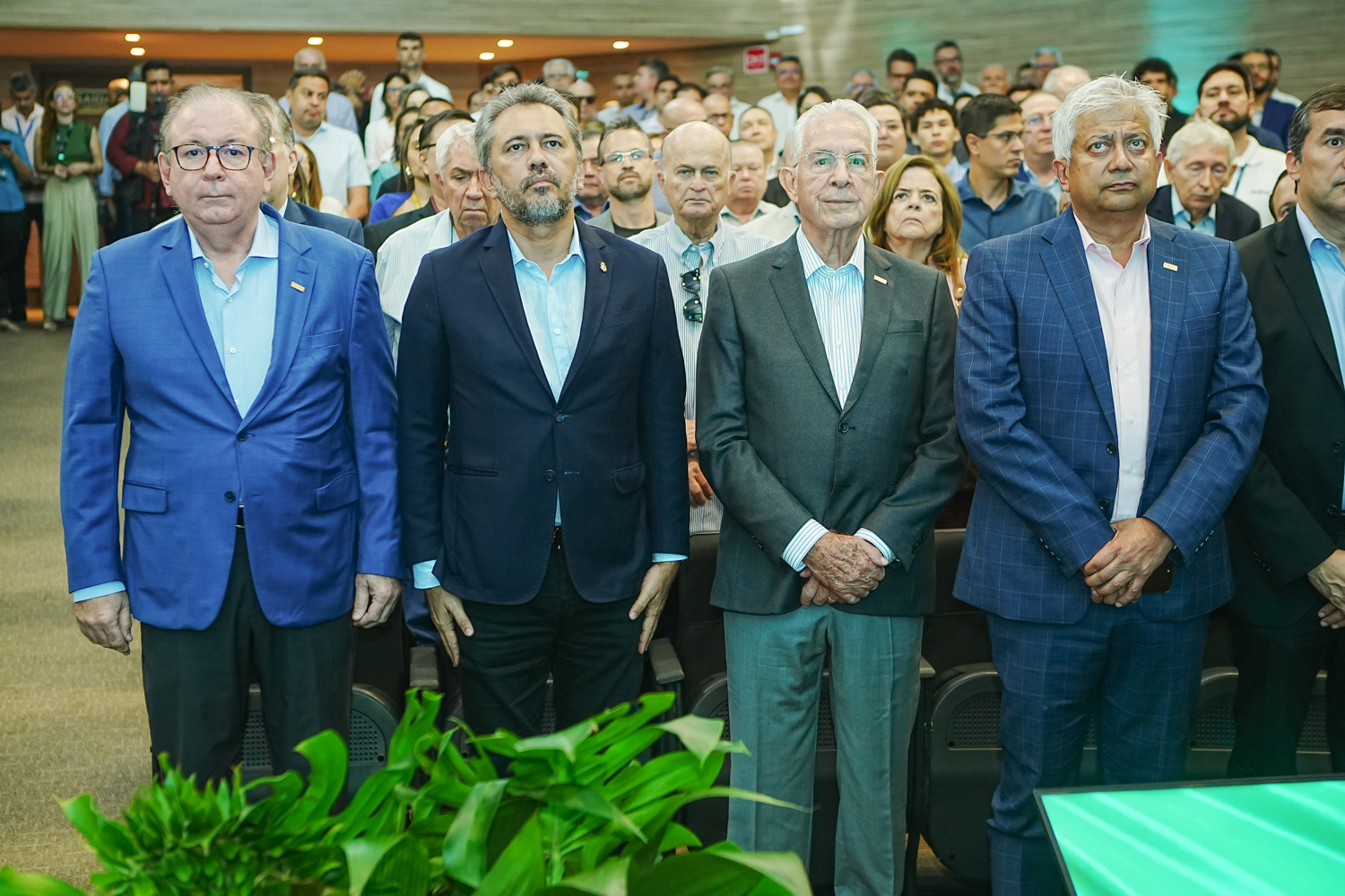 Ricardo Cavalcante e Elmano de Freitas destacam importância do hidrogênio verde para o Ceará