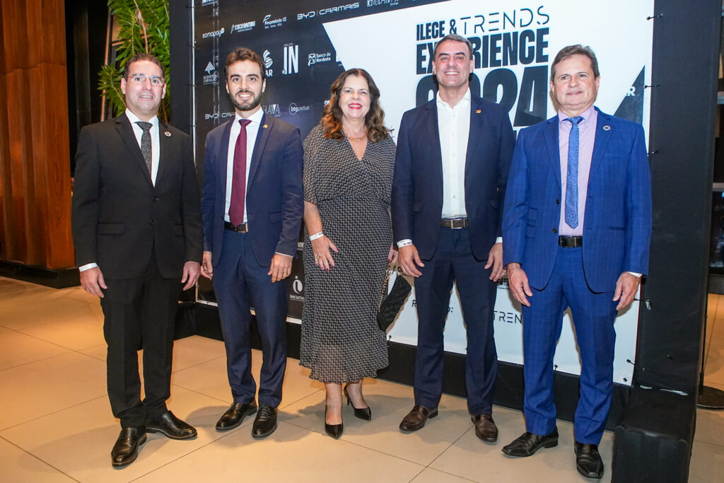 Roberto Araujo, Thiago Nogueira, Eliane Brasil, Marcel Alvarenga E Marcos Andre Borges