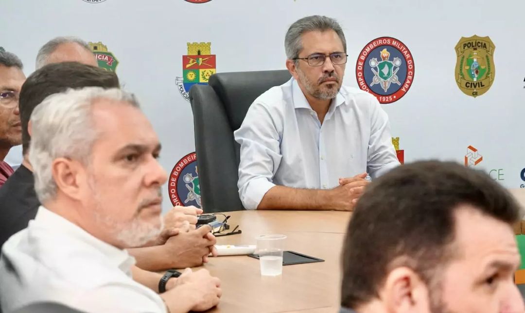 Elmano de Freitas sanciona lei da paridade para a Polícia Civil nesta quarta-feira