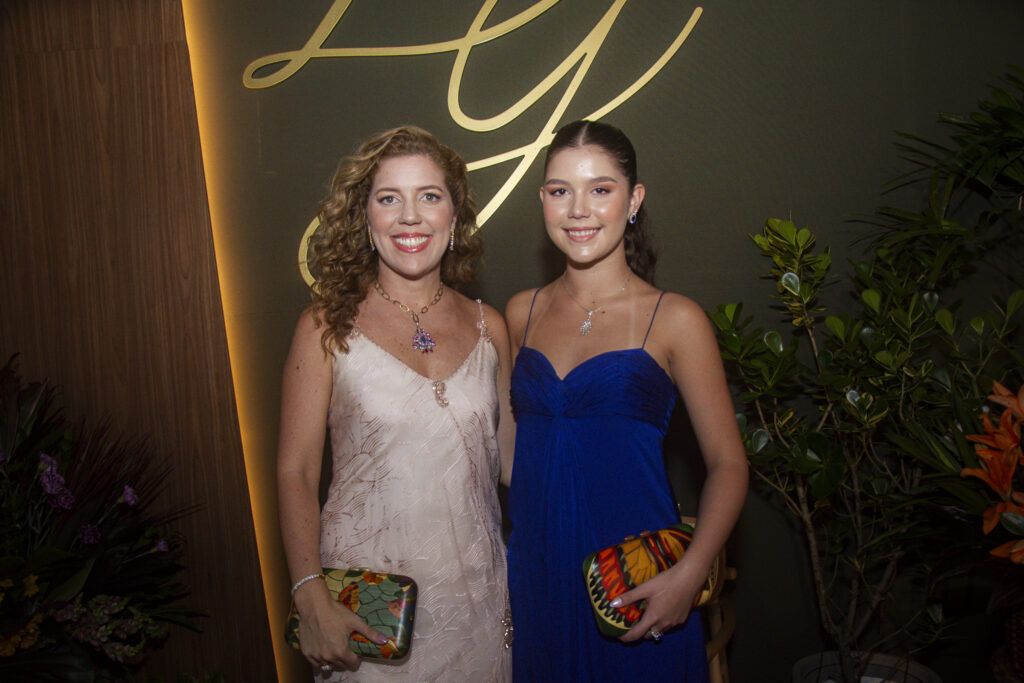 Ticiana E Beatriz Rolim Queiroz