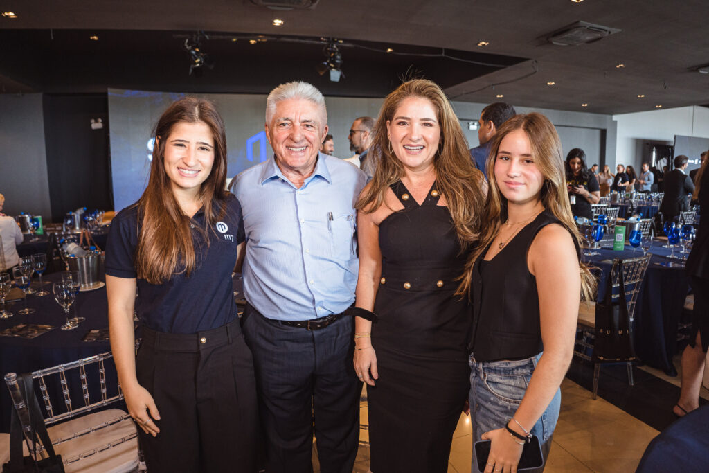 Vida Rodrigues, Deusmar Queiros, Patriciana Rodrigues E Pietra Rodrigues