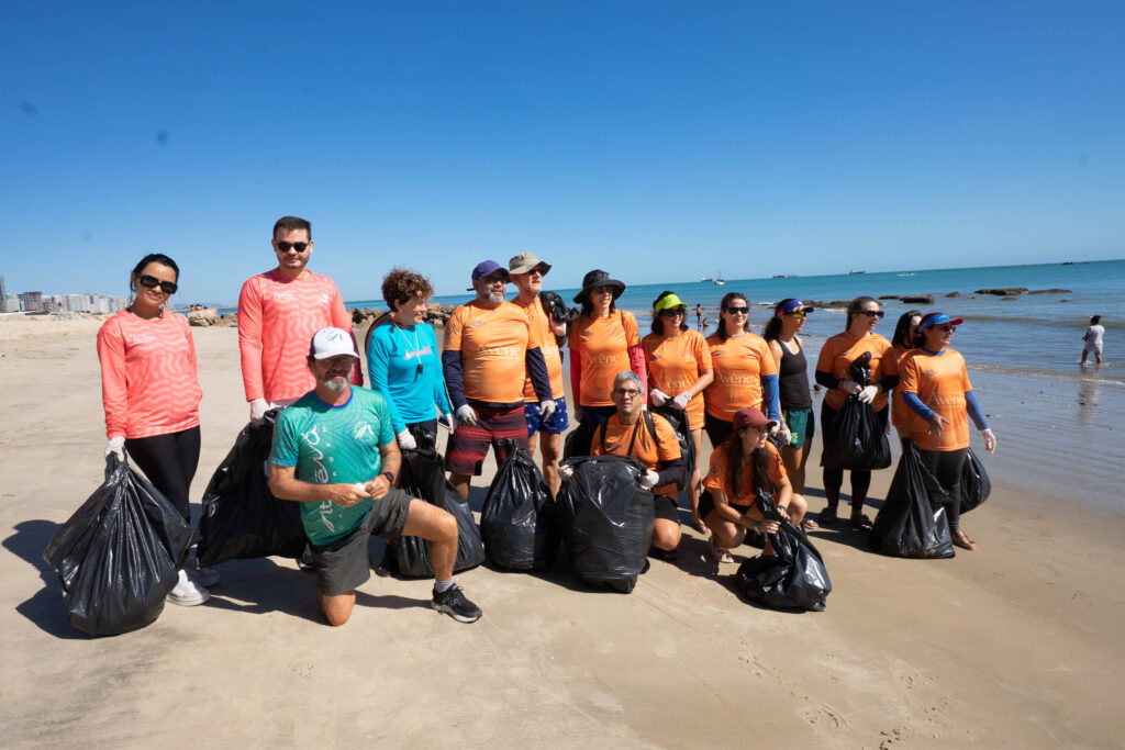 Ação De Limpeza De Praia (12)