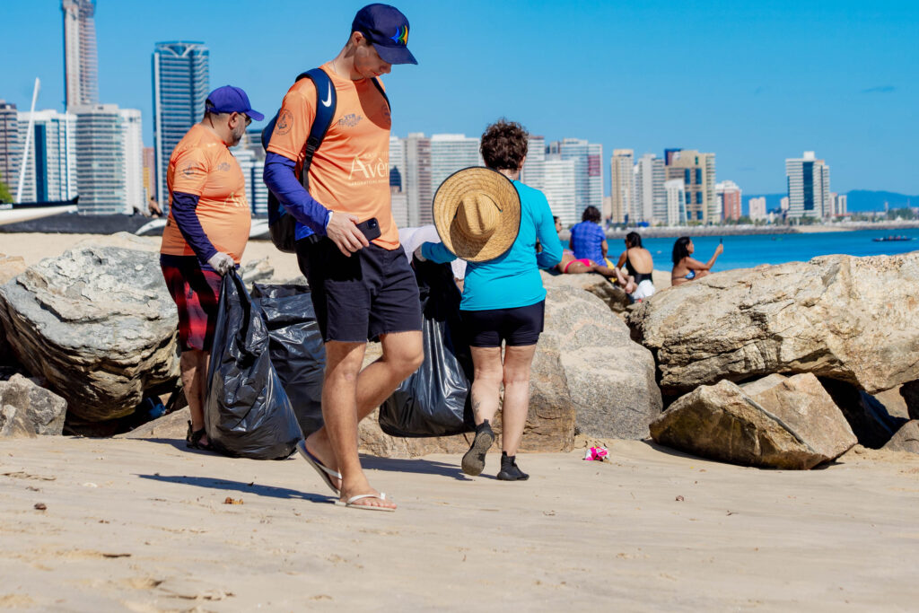 Ação De Limpeza De Praia (21)