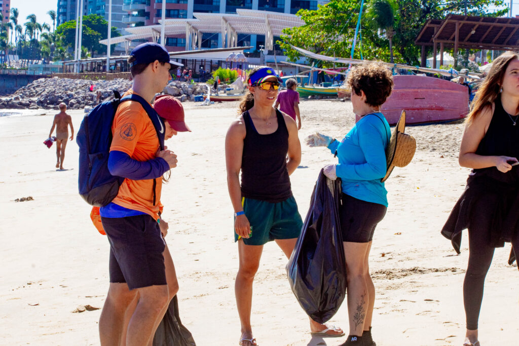 Ação De Limpeza De Praia (42)