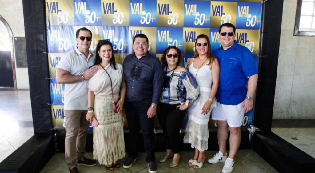 Alexandre Queiroz, Ticiana Timbó Queiroz, Valdetario Monteiro, Francisca Castelo Branco, Karennine E Thiago Morais