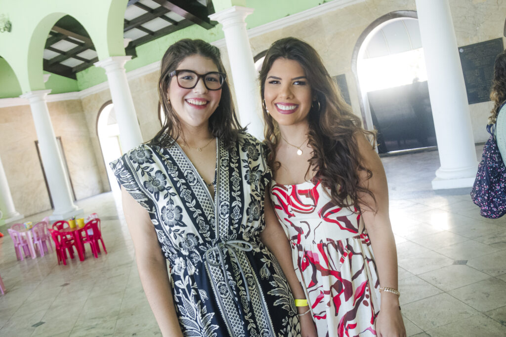 Beatriz E Isabel Andrade