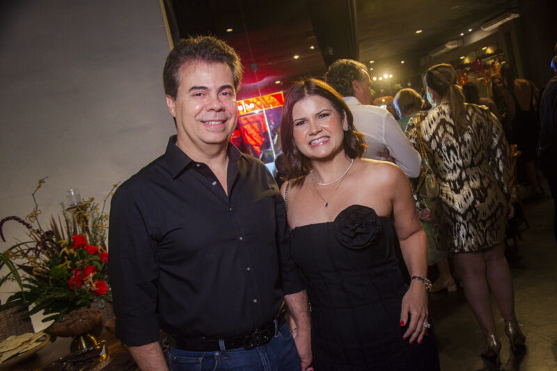 GOLDEN CELEBRATION - Luciana Borges comemora 50 anos em noite glamourosa no La Casa Lounge