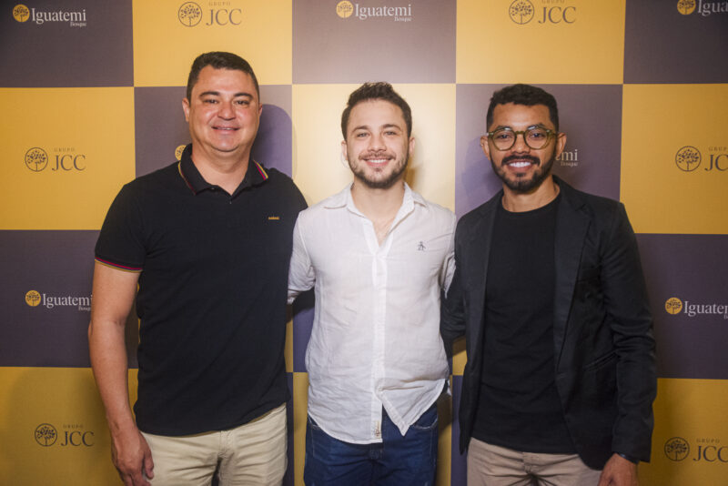 INOVAÇÃO E EMPREENDEDORISMO - Lojistas do Iguatemi Bosque participam de palestra com Murilo Gun