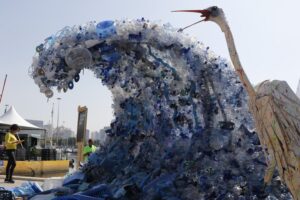 Escultura Lixo Reciclado Foto Agência Brasil