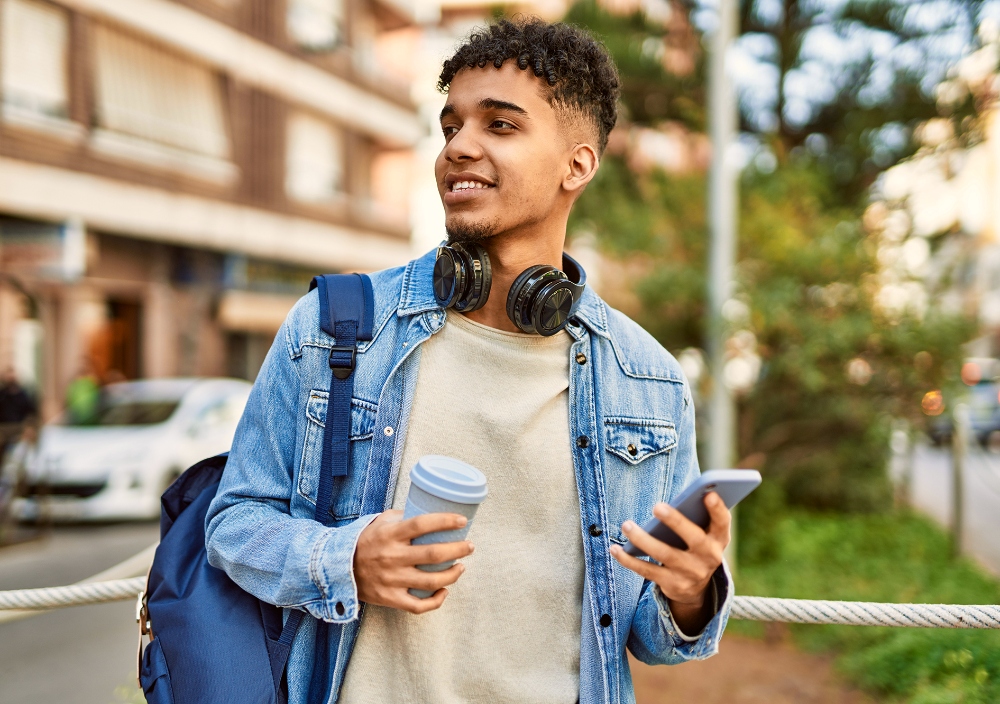 Smartphones podem ser aliados estratégicos na preparação para o Enem