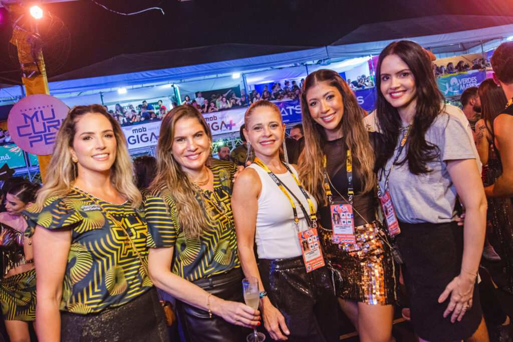 Fernanda Mourao, Luciana Borges, Claudiane Borges, Jennyfer Vieira E Roberta Juanca