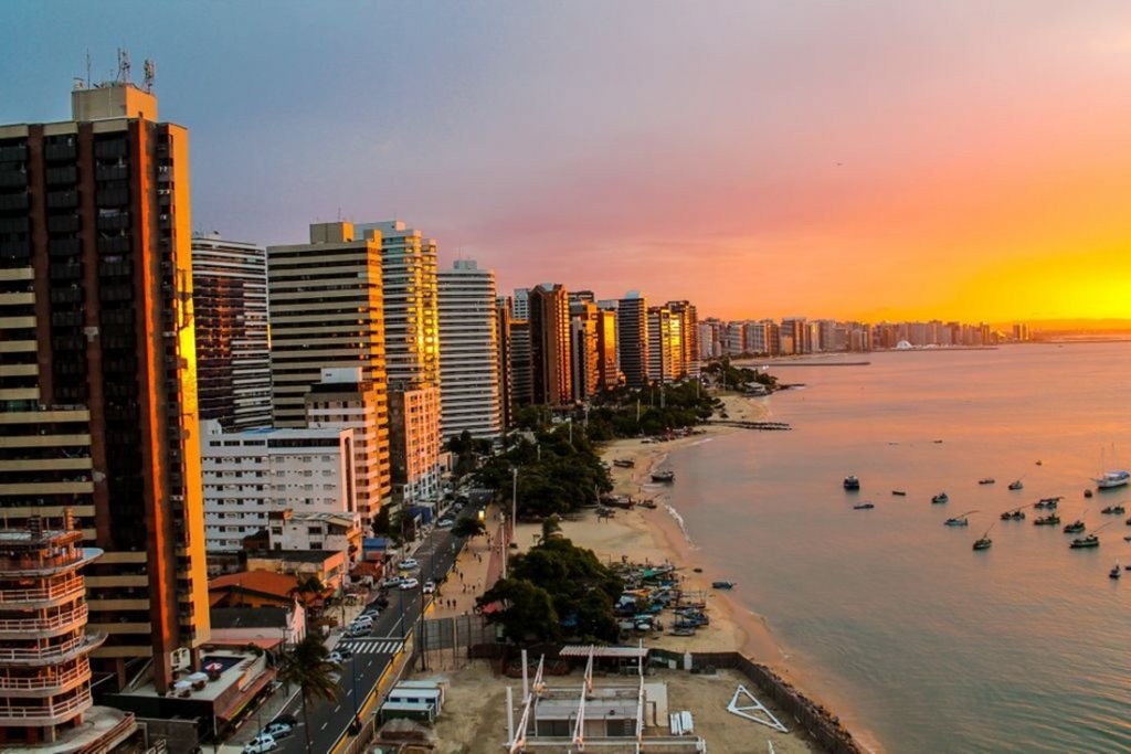 Descubra o que fazer em Fortaleza entre os blocos do Fortal