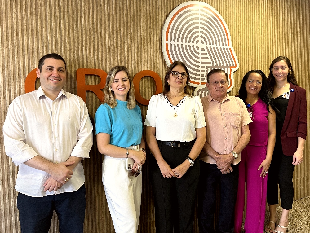 Diretoria do CRIO recebe a visita de equipe técnica de integrantes do ISGH