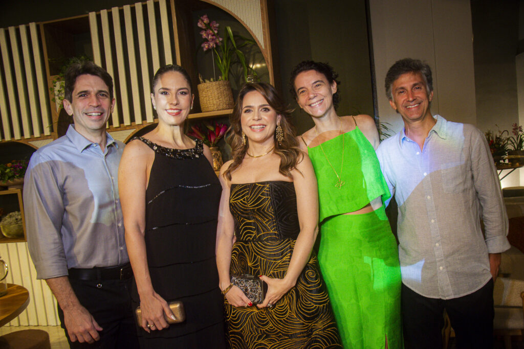 Mauricio Targino, Marilia Fiuza, Camila Benevides, Karla Marques E Igor Gondim