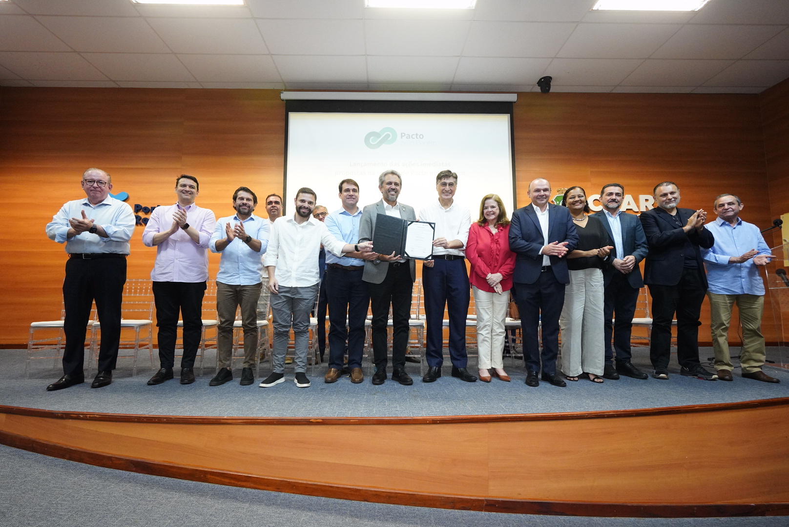 Pacto pelo Pecém: melhorias viárias e implantação de 5G são anunciadas pelo Governo do Ceará
