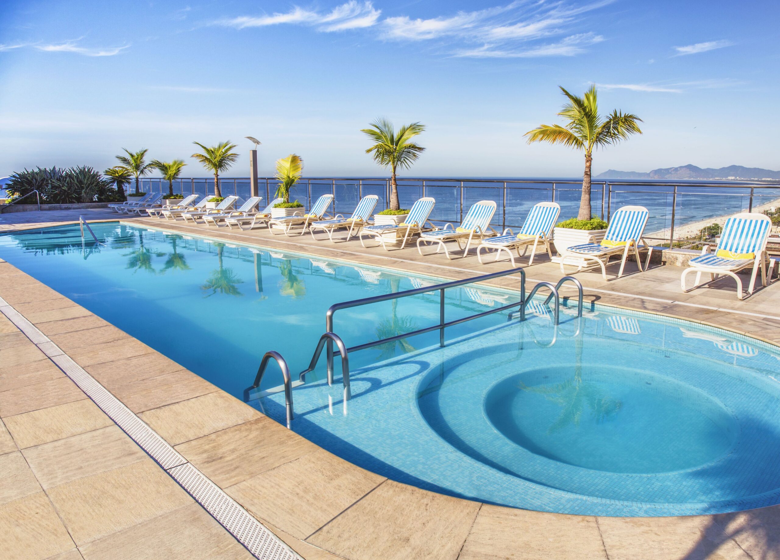 Hotéis da Rede Windsor, na Barra da Tijuca, oferecem descontos para as famílias  aproveitarem as férias de julho