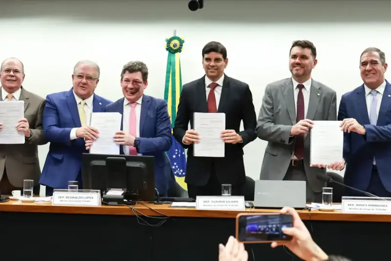 Reforma Tributária Grupo Inclui Carros Elétricos No Imposto Seletivo Agência Brasil