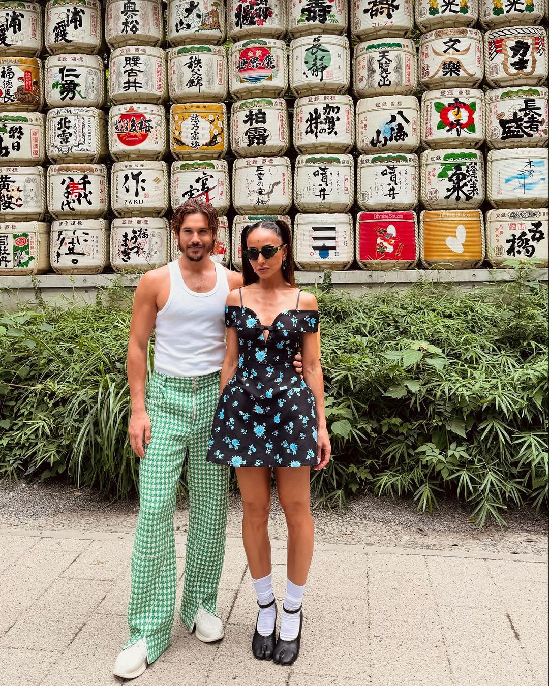 Sabrina Sato e Nicolas Prattes compartilham fotos no Japão