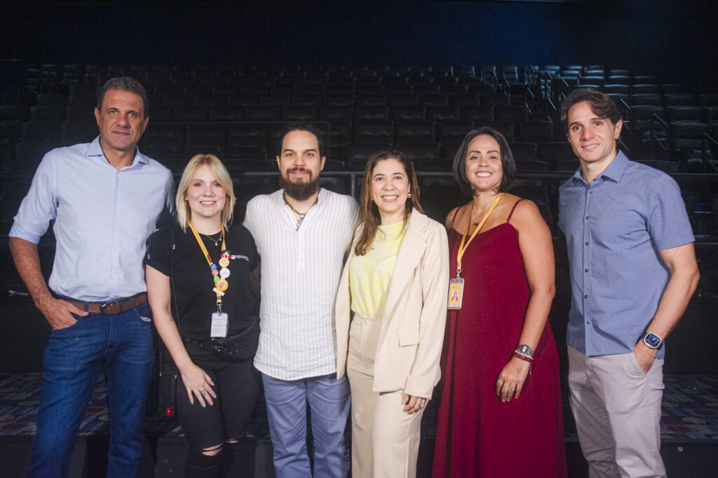 Wellington Oliveira, Carolina Moraes, Murilo Gun, Elirdes Costa, Adna Cavalcante E Benjamin Oliveira