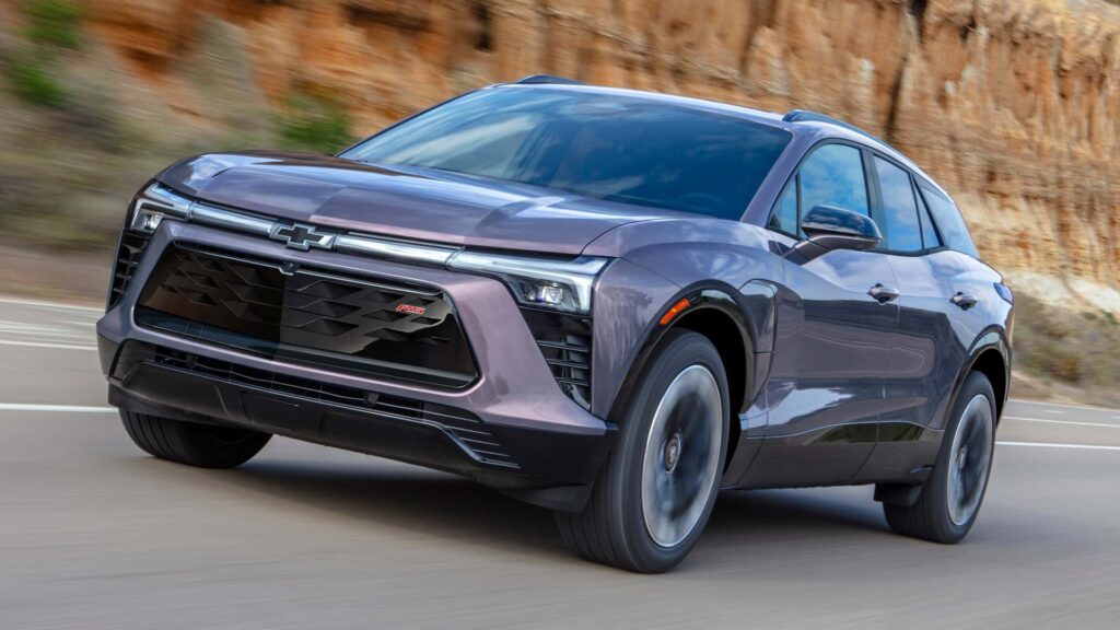 2024 Chevrolet Blazer Ev Exterior Front Quarter (1)