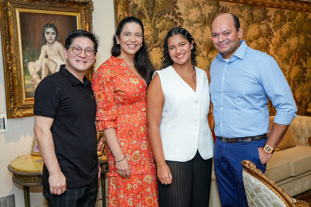 Alexandre Imanishi, Manoela, Luisa E Otilio Ferreira (1)