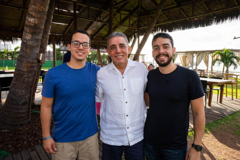 MOMENTO DE CELEBRAR - Iate Clube Fortaleza reúne famílias em um ambiente sofisticado no Dia dos Pais