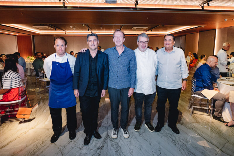 Chef David Mansaud, Carlos Suarez, Philippe Godefroit, Chef Roland Villard E Dionisio Barsi