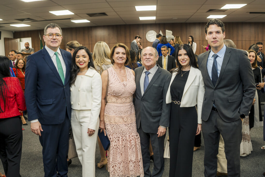 Davi Peixoto, Natalia Dantas, Neide Pontes, Gladyson Pontes, Debora Pontes E Gladyson Filho