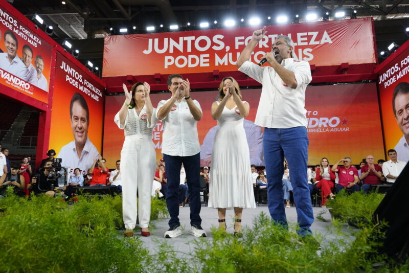 ELEIÇÕES 2024 - PT oficializa Evandro Leitão para a Prefeitura de Fortaleza com apoio do Presidente Lula