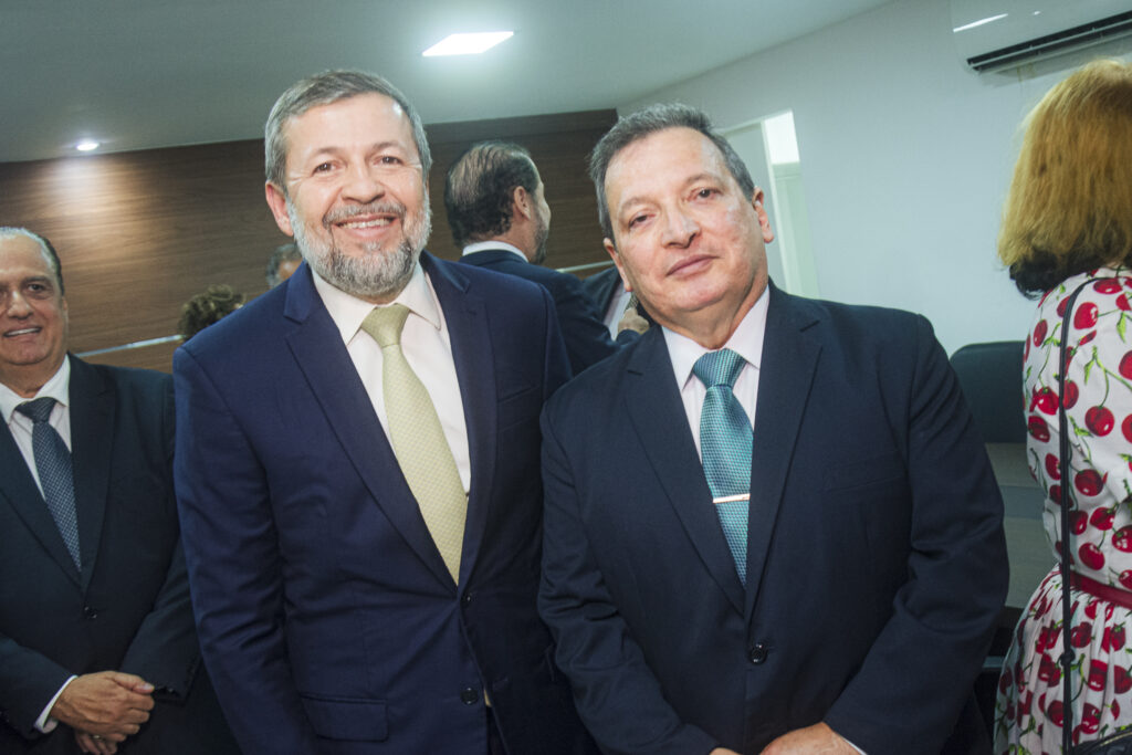 Elcio Batista E Durval Maia