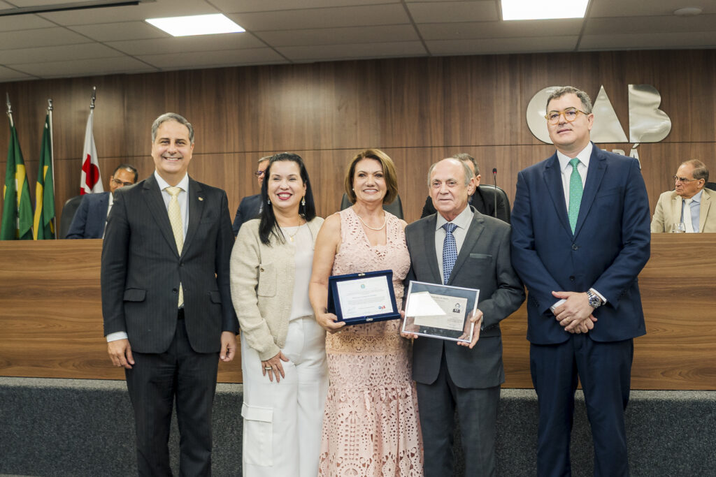 Erinaldo Dantas, Christiane Leitao, Neide Pontes, Gladyson Pontes E Davi Peixoto