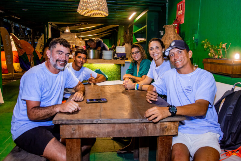 ESPÍRITO ESPORTIVO - Iate Clube de Fortaleza realiza confraternização com paella para atletas da Copa Brasil de Vela de Praia