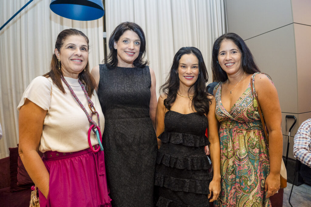 Gina Fiuza, Renata Pontes, Marcela Mello E Ailyn Santoro