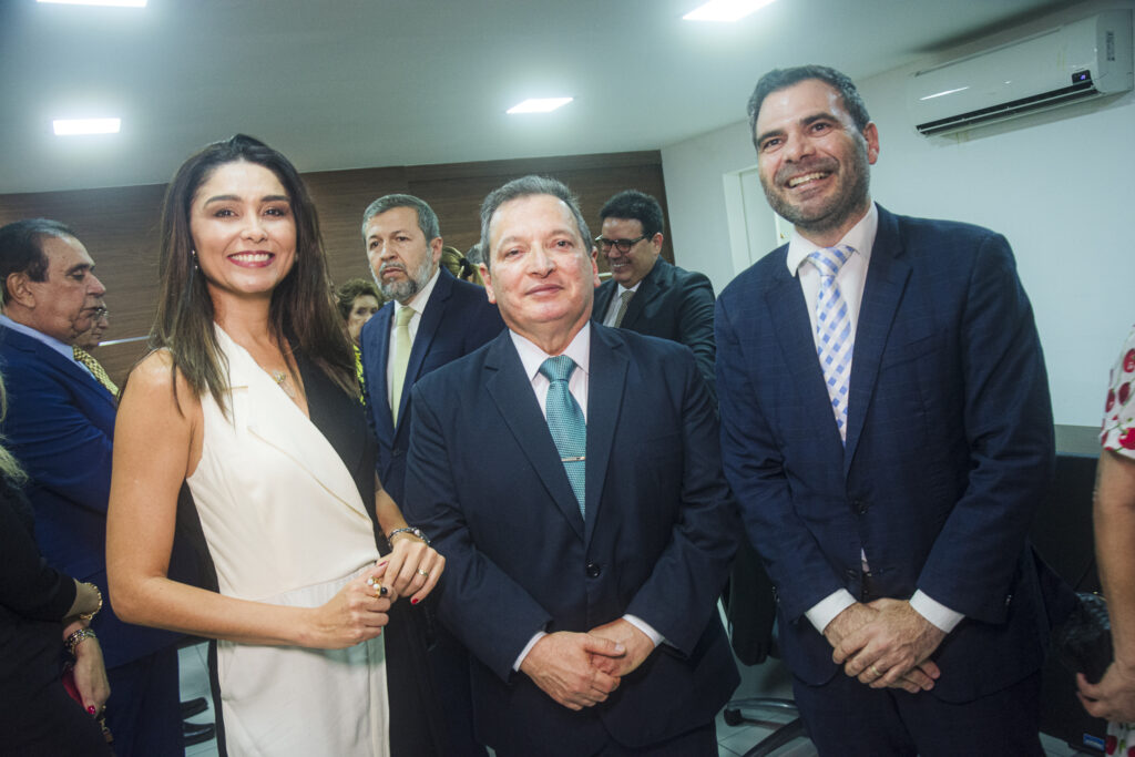 Gisele Alcantara, Durval Maia E Cesar Alcantara