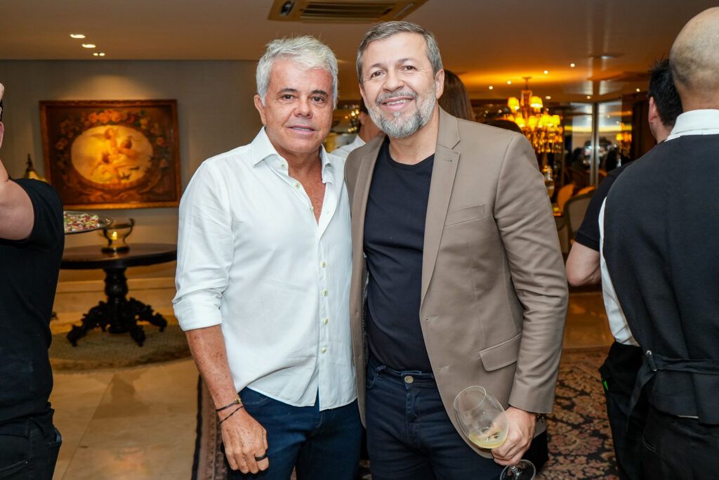 Ivan Bezerra E Elcio Batista