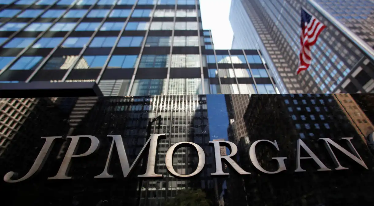 JPMorgan aumenta probabilidade de recessão nos EUA para 35%